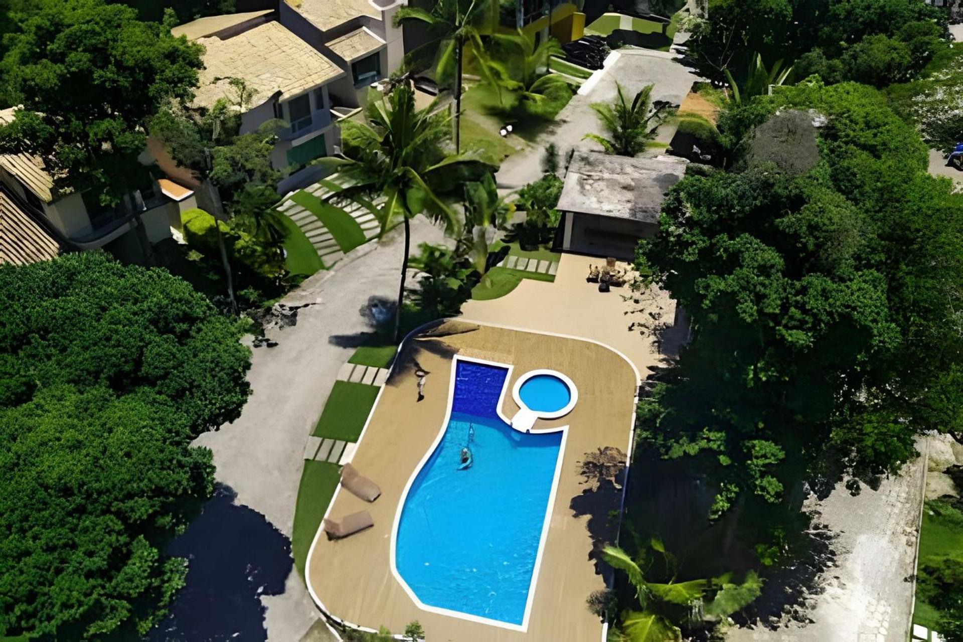 Casa - Cinco Suites, Cond. Piscina,1.3km Do Centro